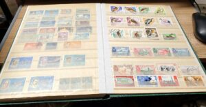 Album-Rominan-stamps-g10.jpg