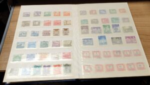 Album-Ungarn-stamp-g3.jpg
