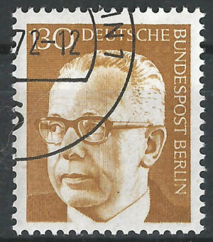 Berlin-stamp-429-g3..jpg