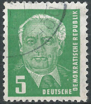 DDR-stamp-322a-g1_ml.jpg
