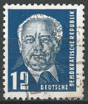DDR-stamp-323a-g2.jpg