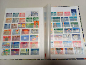 Schweiz-stamps-Seite-14-15.jpg
